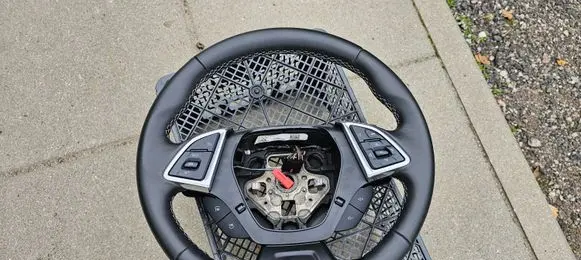 Chevrolet Camaro Steering wheel