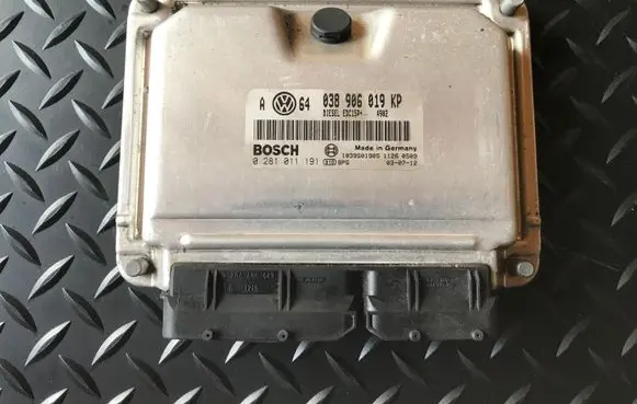Volkswagen Golf IV Engine control unit/module 038906019KP 0281011191 EDC15P
