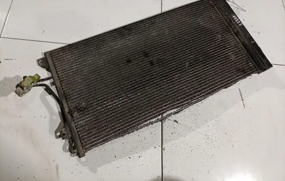 Audi Q7 4L A/C cooling radiator (condenser) 4L0260401A