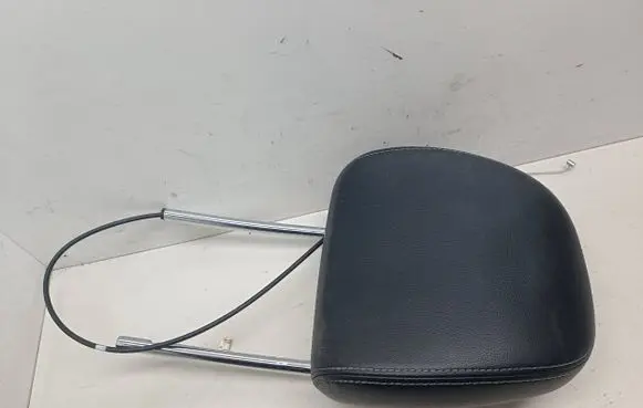 KIA Sportage Front seat headrest 