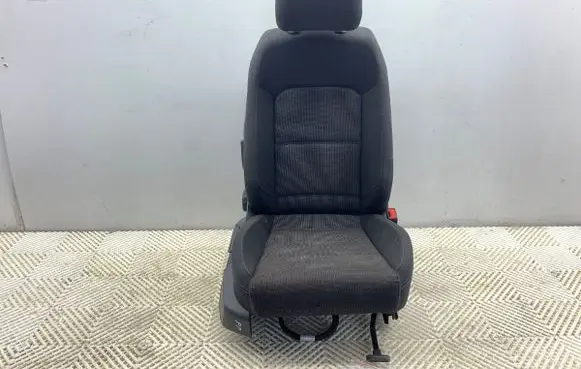 Volkswagen PASSAT B8 Front passenger seat