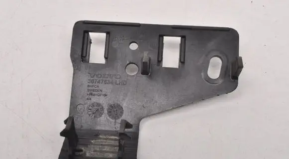 Volvo XC60 Engine mount bracket 30747634