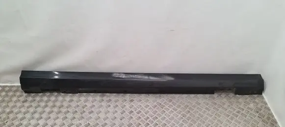 Mercedes-Benz C W204 Sill A2046900440
