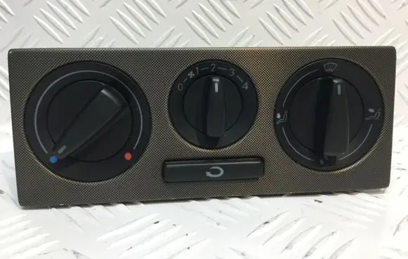 Volkswagen PASSAT B5 Climate control unit