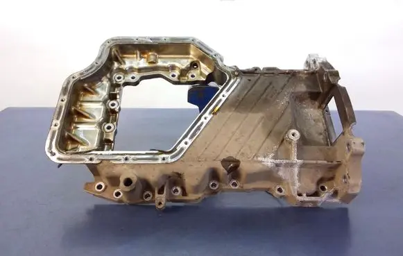 Oil sump