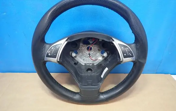 Fiat Punto Evo Steering wheel 7354102510