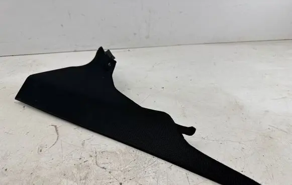 BMW 4 F32 F33 (C) pillar trim 7276895