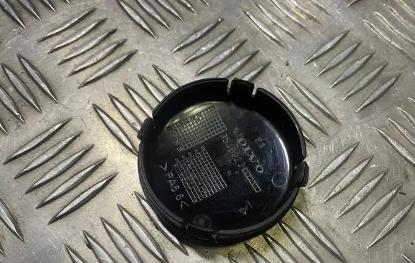 Volvo V70 Original wheel cap 3546923
