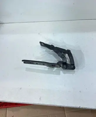 BMW 7 E65 E66 Engine bonnet/hood hinges 8240333