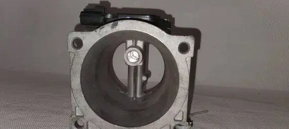 Mazda 626 Mass air flow meter F82F12B579DD