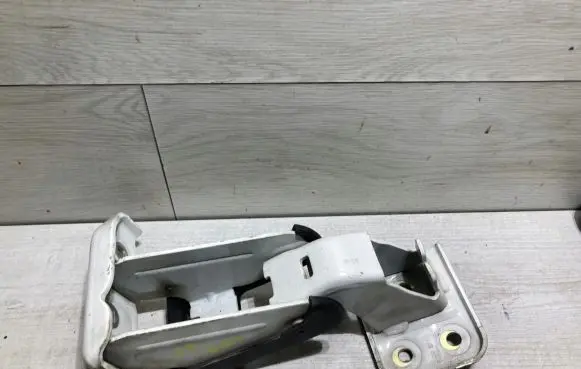 Citroen Jumpy Tailgate/trunk/boot hinge 96729611qa3