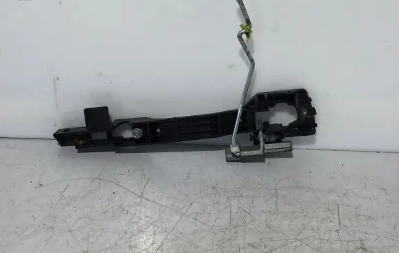 Front door exterior handle/bracket