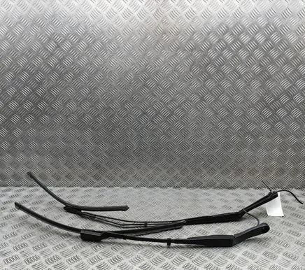 Tesla Model Y Juniper Windshield/front glass wiper blade 205924400B 205924500B