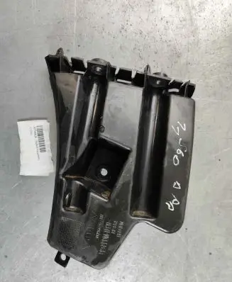 Volvo V60 Front bumper mounting bracket 30796626