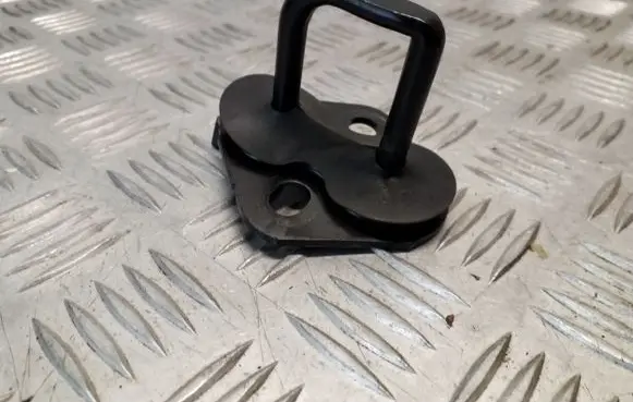 Volvo V40 Rear door lock loop/hook striker 30734418