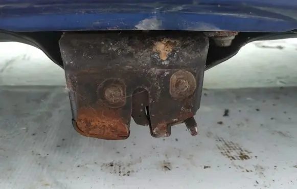 Fiat Punto (188) Tailgate/trunk/boot lock/catch/latch