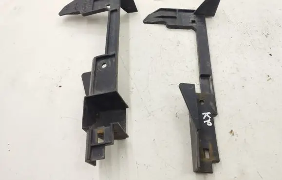 Nissan Murano Z50 Intercooler air guide/duct channel