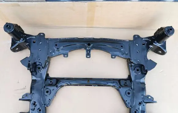 BMW X5M G05 F95 Front subframe 6884852 31106884852
