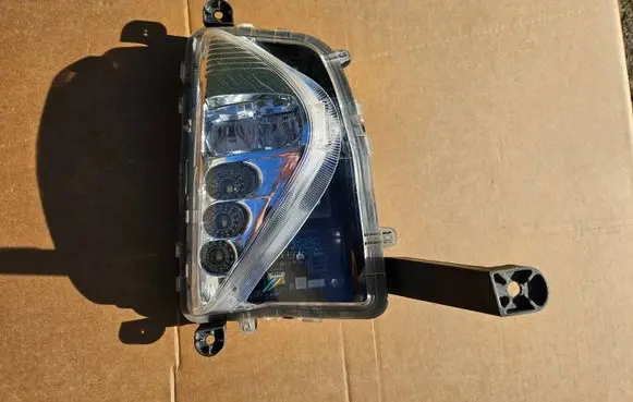 Toyota Prius (XW50) LED Daytime headlight 4884