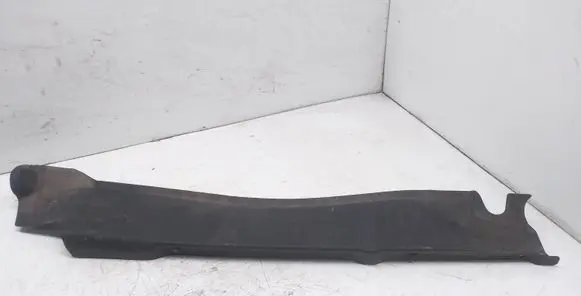 Fender end trim