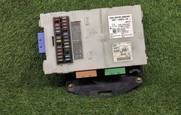 Ford Galaxy Power management control unit 7G9T14A073DE