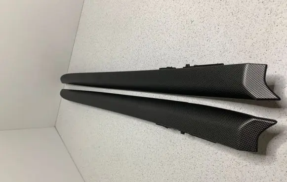 Toyota Avensis T250 Front door trim bar 67711 67712
