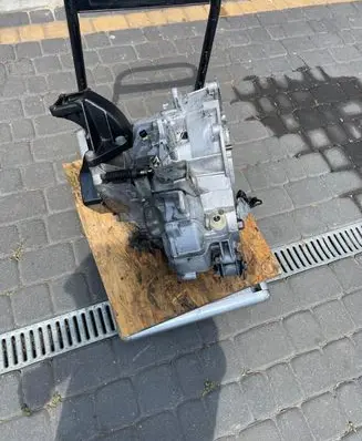 Peugeot Expert Manual 5 speed gearbox 20KM26