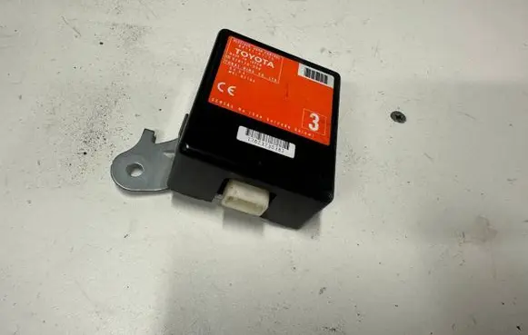 Toyota Prius (XW20) Door control unit/module 8974147120 61B176000