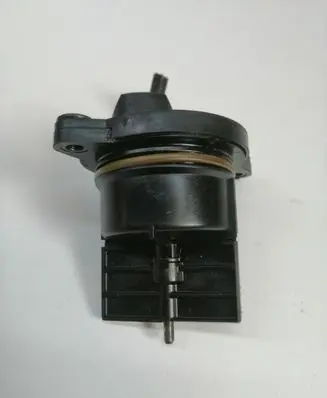 Jaguar S-Type Valve vacuum XW4E9L490AD