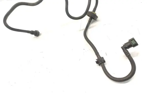 Peugeot 308 Vacuum line/pipe/hose 9813095080