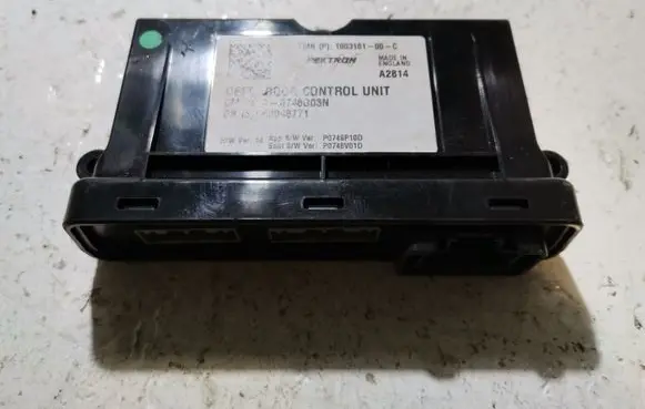 Tesla Model S Door control unit/module 0748G03N