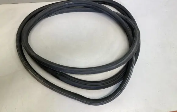 BMW X5 E53 Trunk rubber seal (body) 