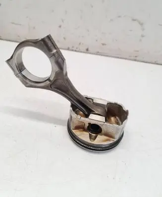 Subaru Outback (BS) Piston with connecting rod D7VY