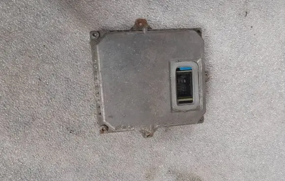 Mercedes-Benz C W203 Headlight ballast module Xenon a22855106000 22855106000