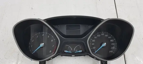 Ford Focus Speedometer (instrument cluster) BM5T10849AN