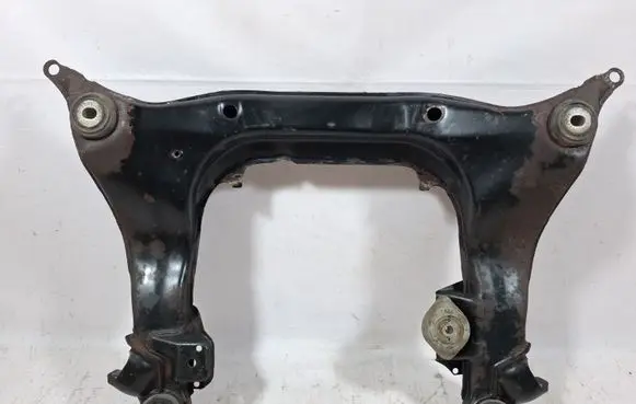 Volkswagen PASSAT B5 Front subframe 