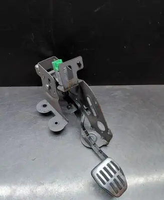 Renault Megane IV Brake pedal 465013420R