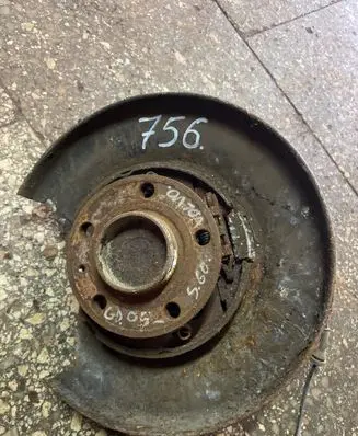 Volvo S60 Rear wheel hub
