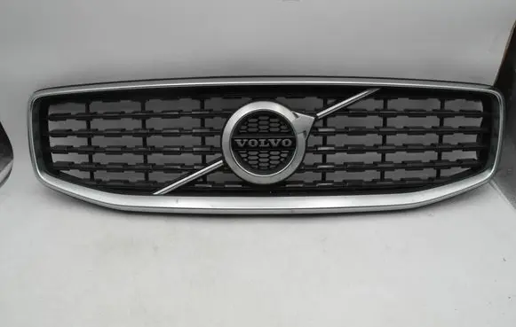 Volvo V60 Front grill 32132221