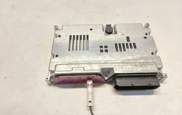Porsche Taycan 9J1 Camera control unit module 4K4907108HJLK01