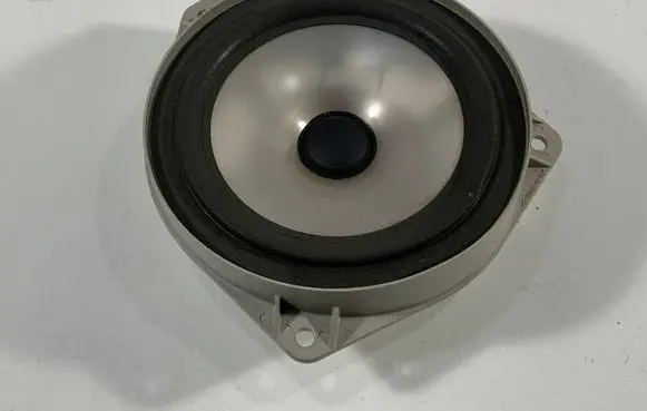 Subaru Forester SG Front door speaker 86301SA100