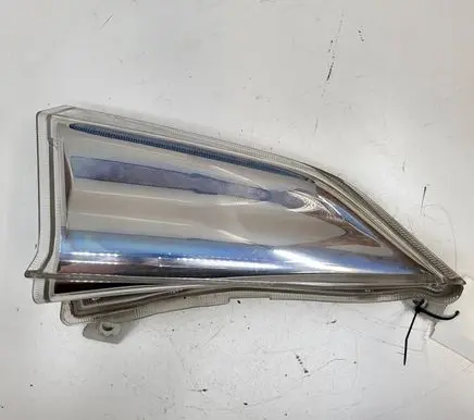 Nissan Leaf I (ZE0) Front indicator light 261803NL0A L90030069