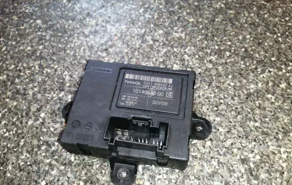 Ford B-MAX Door control unit/module CV1T14B532AJ