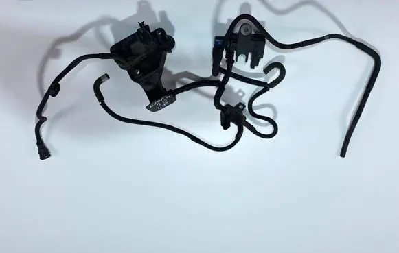 Ford Kuga II Turbo solenoid valve 9808206880 0286161144