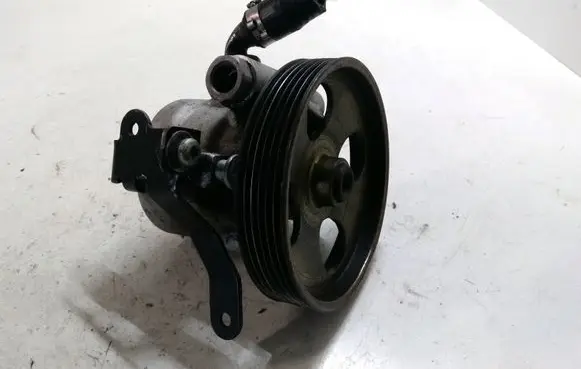 Peugeot 407 Power steering pump 9647790780 9637000980