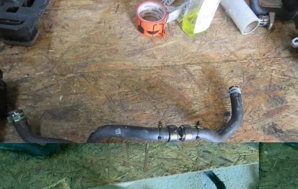 Renault Megane IV Engine coolant pipe/hose 217411994R