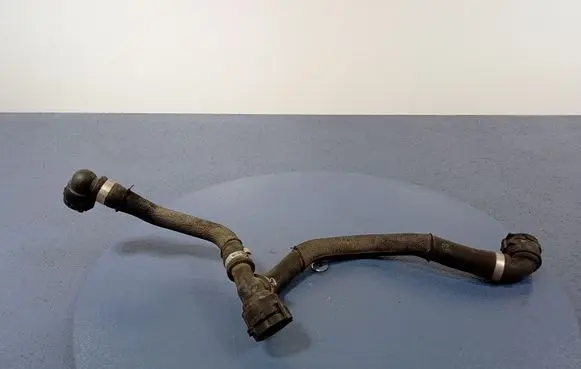 BMW 5 G30 G31 Engine coolant pipe/hose 8599527