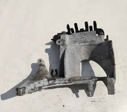Peugeot 5008 Fuel filter bracket/mount holder 9672309780