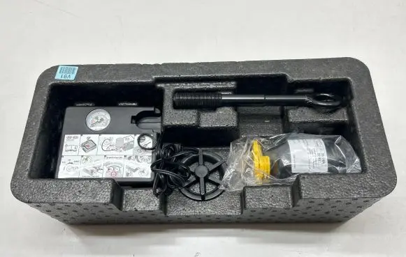 KIA Niro Tool set 09149AT900