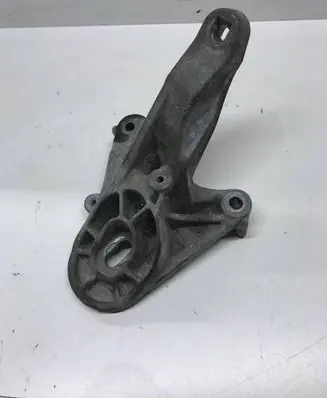 Mini One - Cooper Coupe R56 Gearbox mounting bracket 6872019